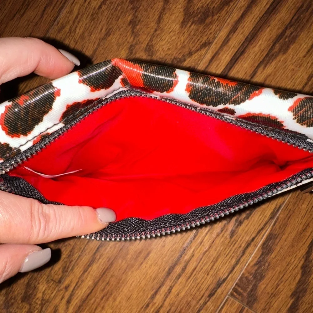 Posh Posh! Brighton Cheetah Zipper Pouch